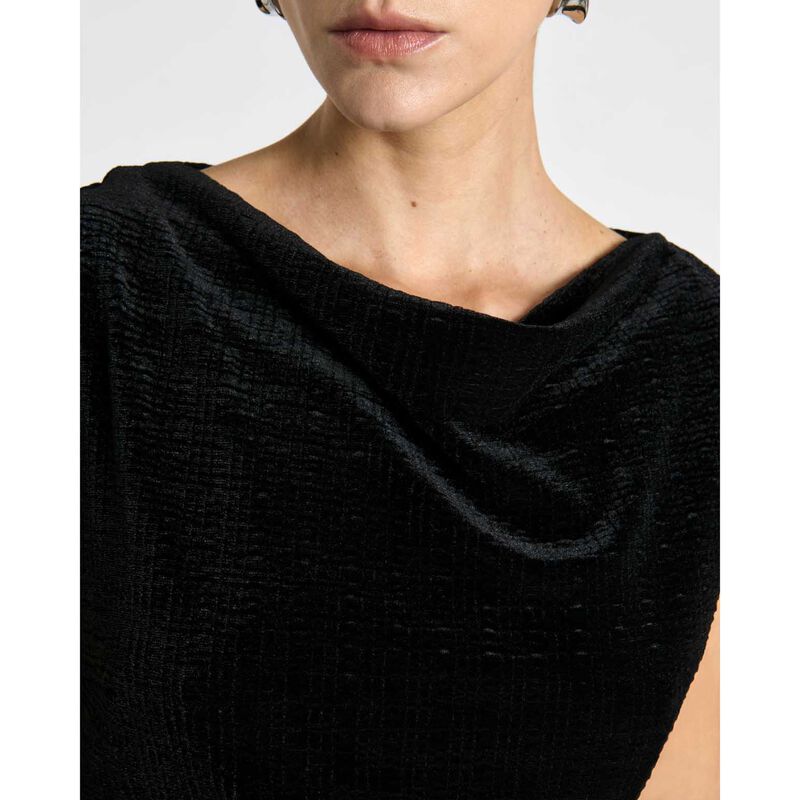 Cue Crinkle Velvet Midi Dress image number 2